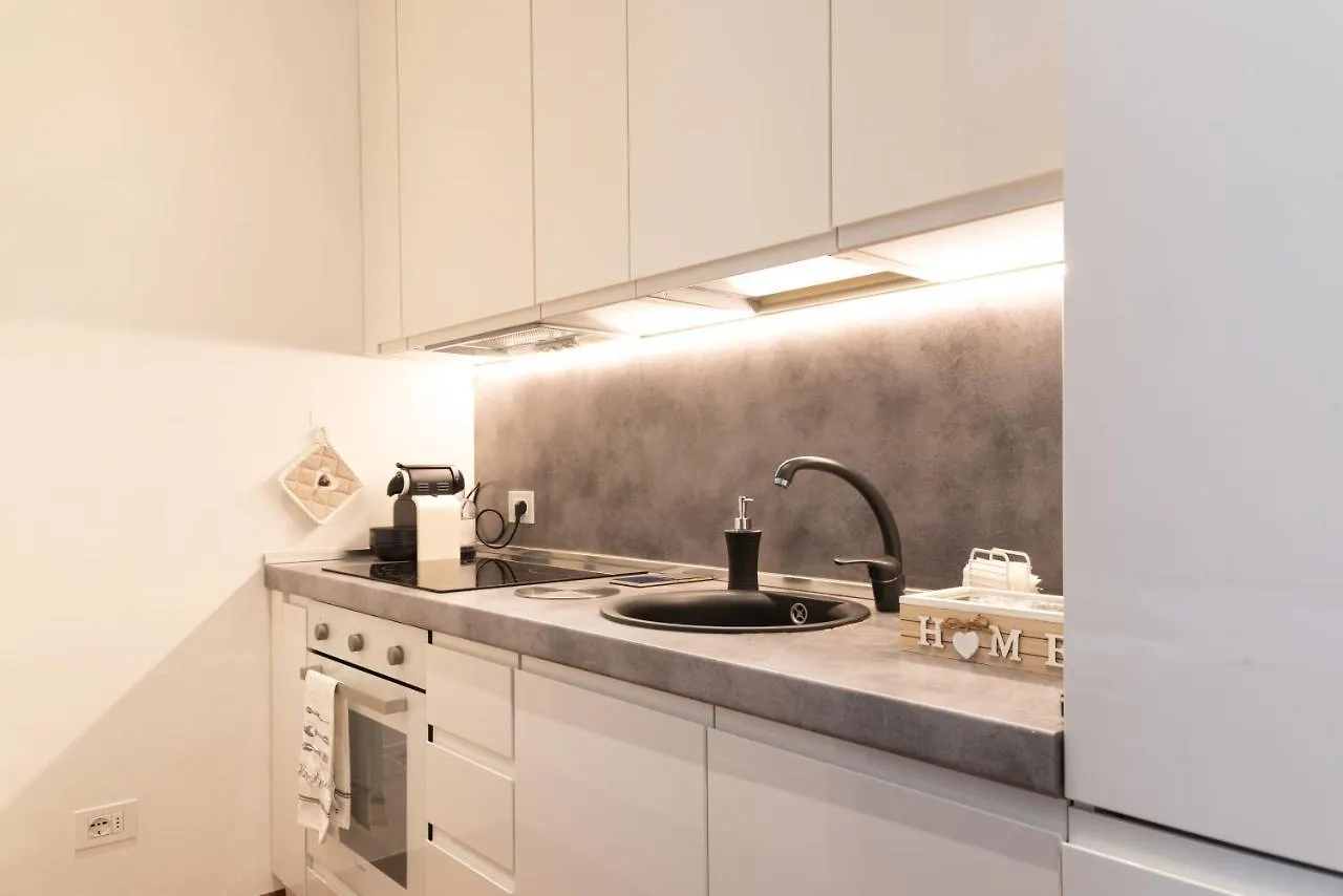 Montenero Luxury Apartment ميلان