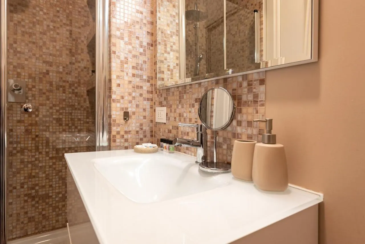 Montenero Luxury Apartment ميلان إيطاليا